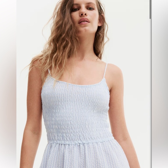 H&M Tie-Shoulder-Strap Smocked Dress - Picture 2 of 10